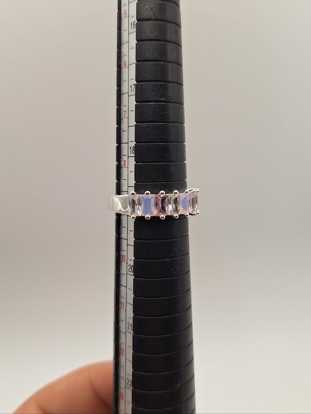 Swarovski Crystal Ring Size 9 Pink Baguette Crystal Band Silver Tone Ring - Picture 11 of 16